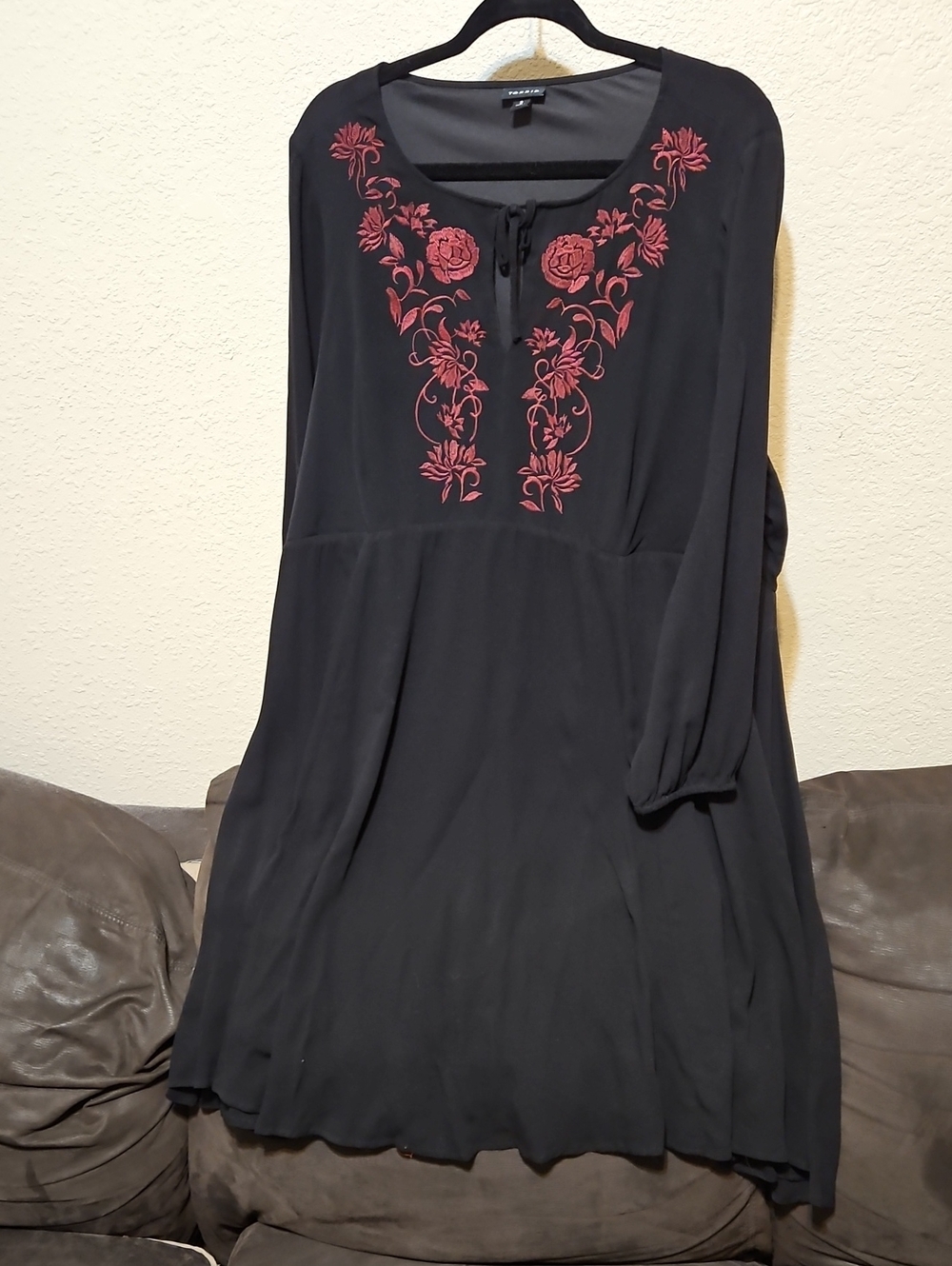 Black Embroidered V-Neck Tunic Top with Rose Detail